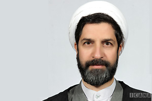 حسین زاده بحرینی در اخطار قانون اساسی برداشت سود مازاد از تسهیلات مشتریان برخلاف شرع و قانون است